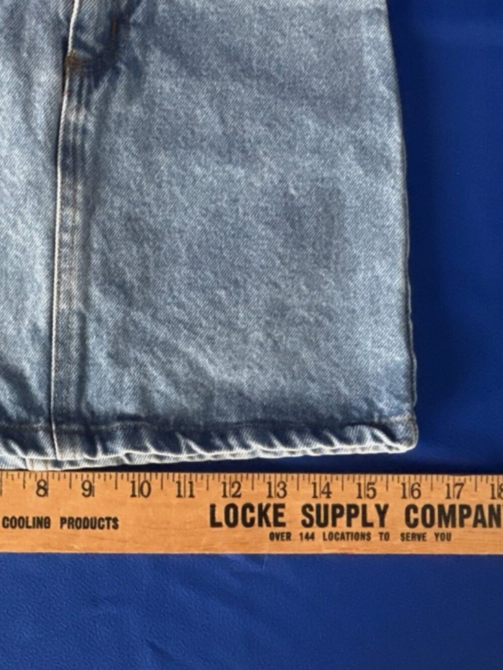 Vintage Guess Denim Midi Skirt Light Wash Logo Back Pocket Girls 12, XXS Jrs. - Picture 7 of 9